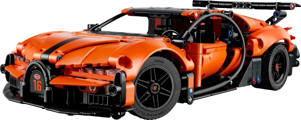 Klocki LEGO Technic 42222 - Hipersamochód Bugatti Chiron Pur Sport thumbnail 3