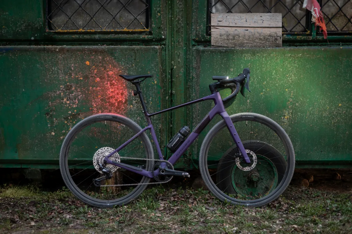 Rower gravelowy KROSS Esker Adv 1.0 rozmiar XL Fioletowy thumbnail 3