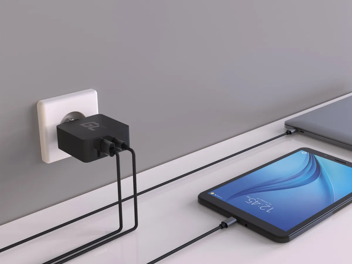 GREEN CELL ŁADOWARKA SIECIOWA USB-C 45W PD + USB thumbnail 2