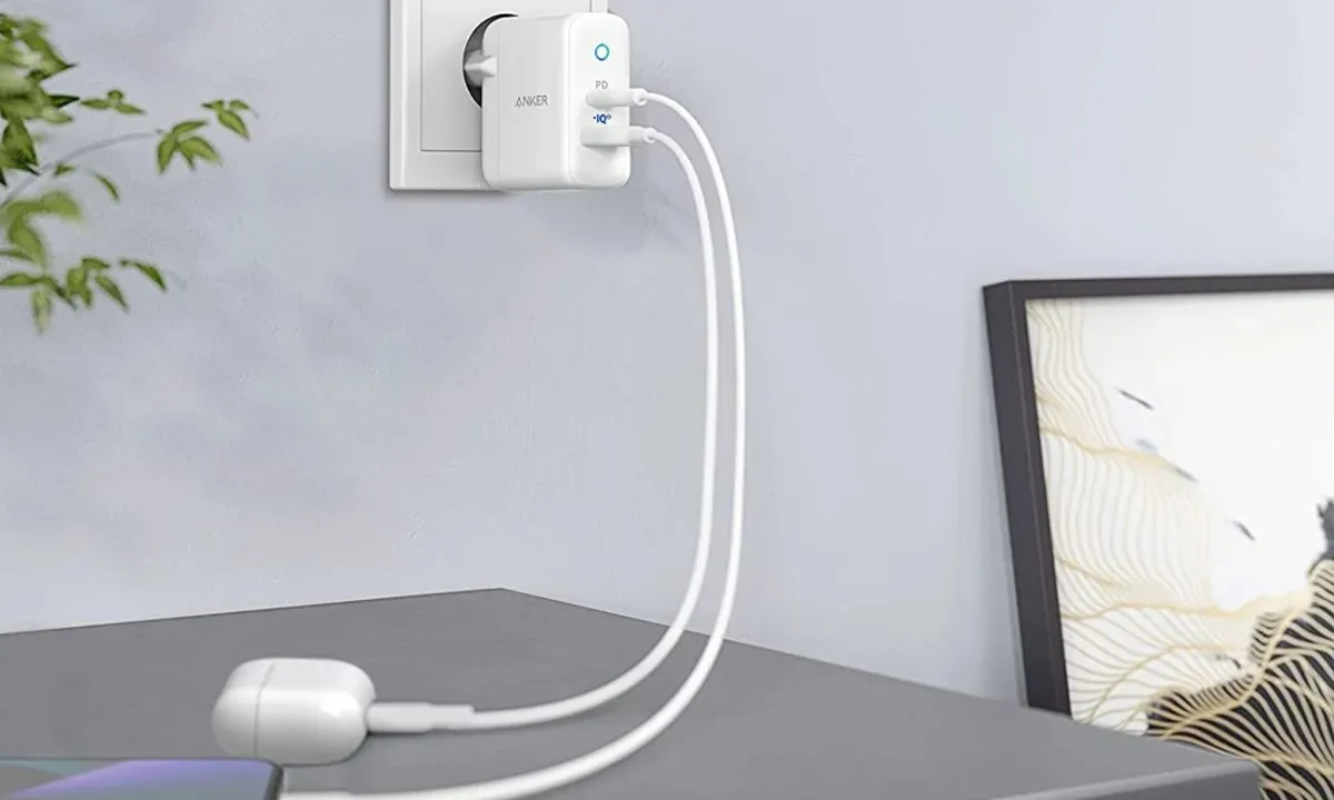 Ładowarka sieciowa ANKER PowerPort PD+ 2, USB-C, USB-A, PowerIQ 3.0, Biała thumbnail 2