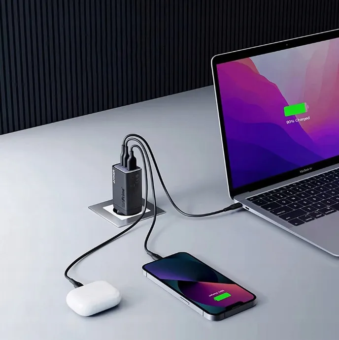 Ładowarka sieciowa ANKER GaNPrime 737 120W 2xUSB-C 1xUSB-A Czarna thumbnail 3