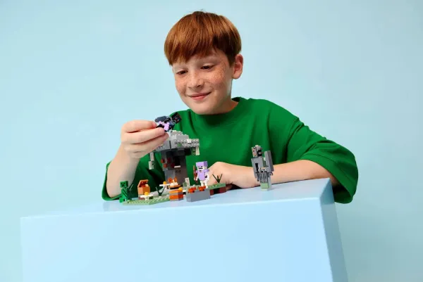 LEGO Minecraft 21586 - Blady ogród